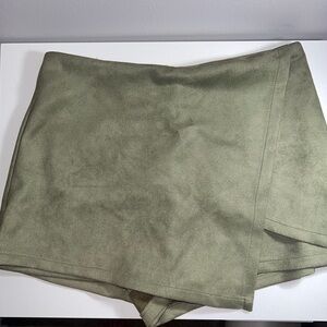Skort
